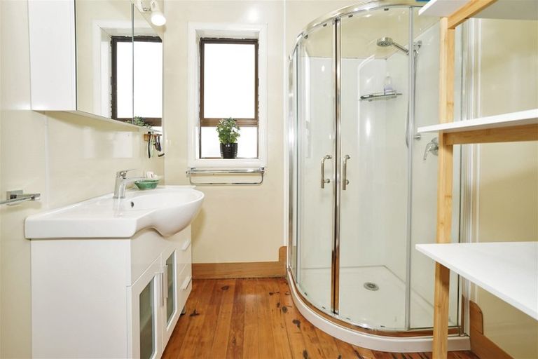 Photo of property in 65 Galloway Street, Hamilton East, Hamilton, 3216