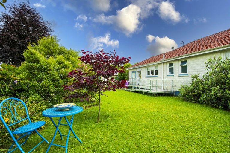 Photo of property in 28 Macarthur Street, Levin, 5510