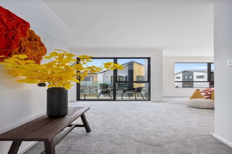 Photo of property in 30 Whakato Avenue, Kumeu, 0810