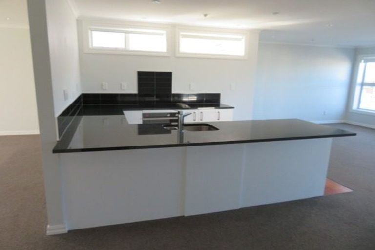 Photo of property in 2/231 The Terrace, Wellington Central, Wellington, 6011