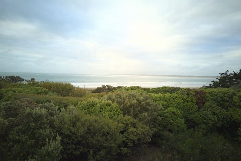 Photo of property in 18 Whalers Crescent, Omaui, Invercargill, 9877