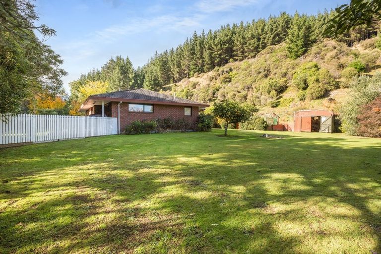 Photo of property in 26 Ngatiawa Road, Reikorangi, Waikanae, 5391