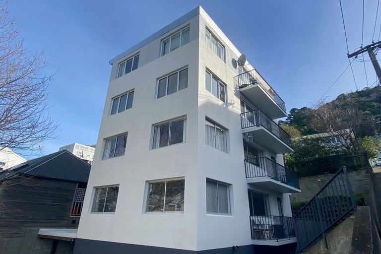 Photo of property in Windsor Court, 5/340 Tinakori Road, Thorndon, Wellington, 6011