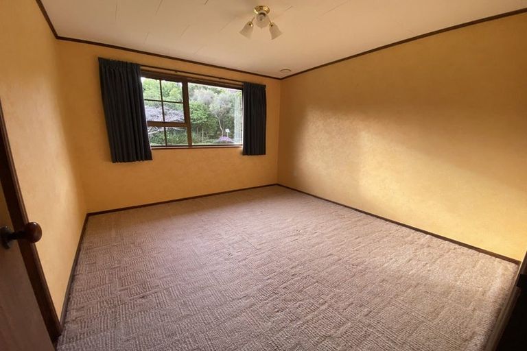 Photo of property in 96 Ruru Avenue, Otatara, Invercargill, 9879