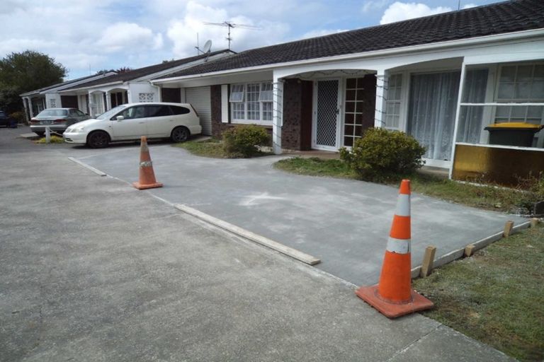 Photo of property in 1/256 Great South Road, Manurewa, Auckland, 2102