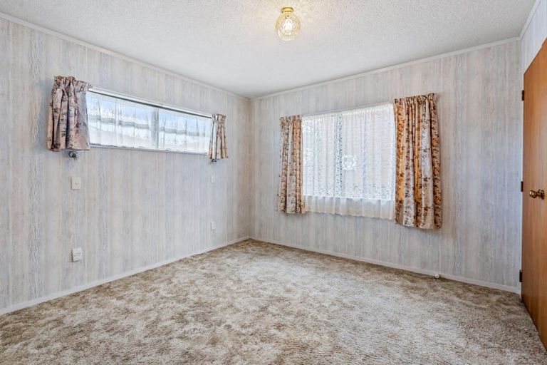 Photo of property in 28 Second Avenue, Avenues, Whangarei, 0110