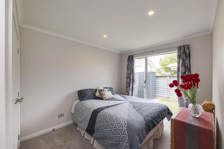 Photo of property in 6a Chelwood Street, Takaro, Palmerston North, 4412