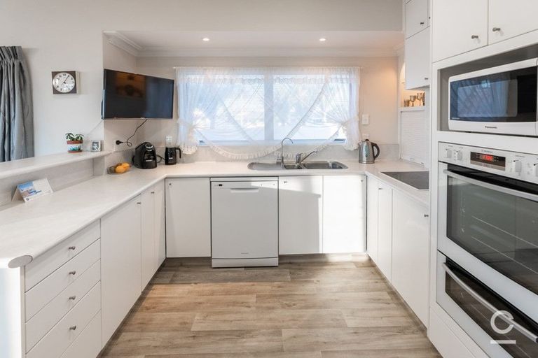 Photo of property in 151 Ngatai Road, Otumoetai, Tauranga, 3110