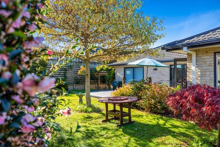 Photo of property in 36 Glenmonarch Place, Pyes Pa, Tauranga, 3112