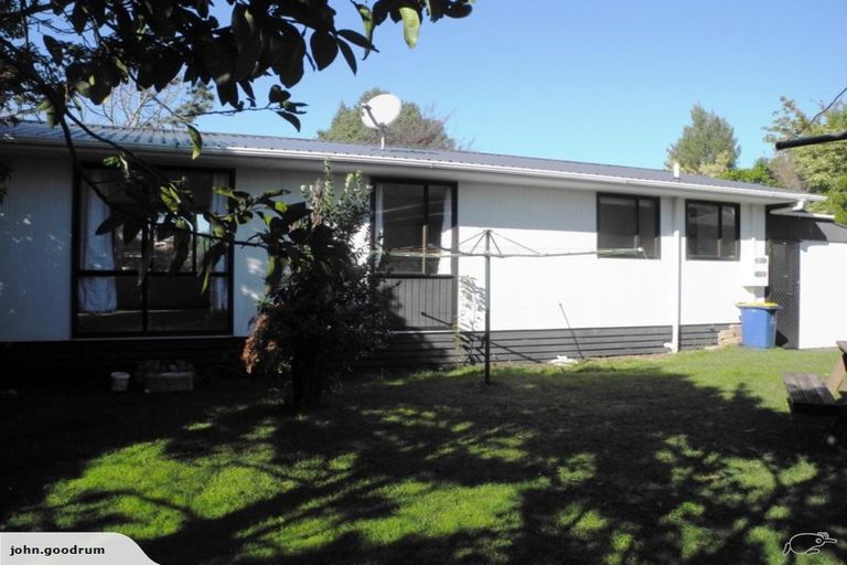 Photo of property in 1/5 Compass Place, Te Atatu Peninsula, Auckland, 0610