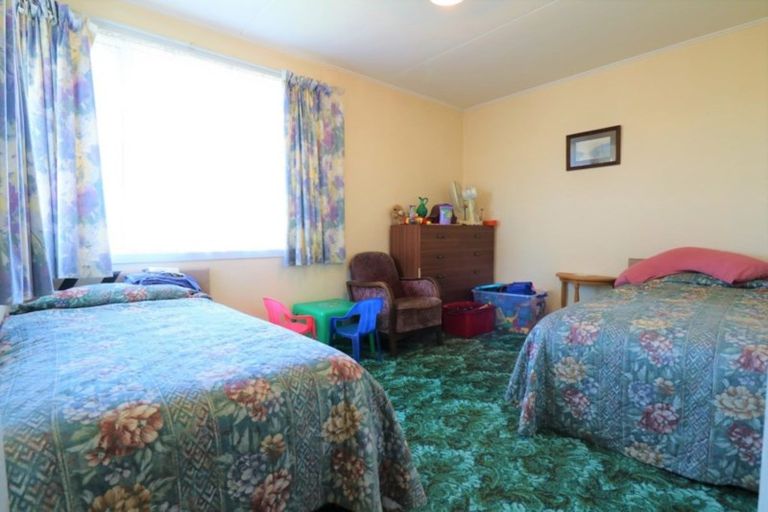 Photo of property in 65 Charlton Road, Gore, 9710