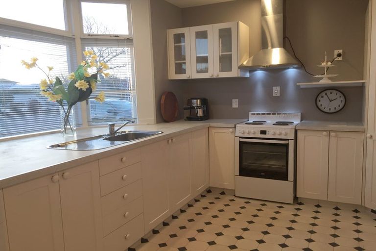 Photo of property in 6 Guild Street, Richmond, Christchurch, 8013