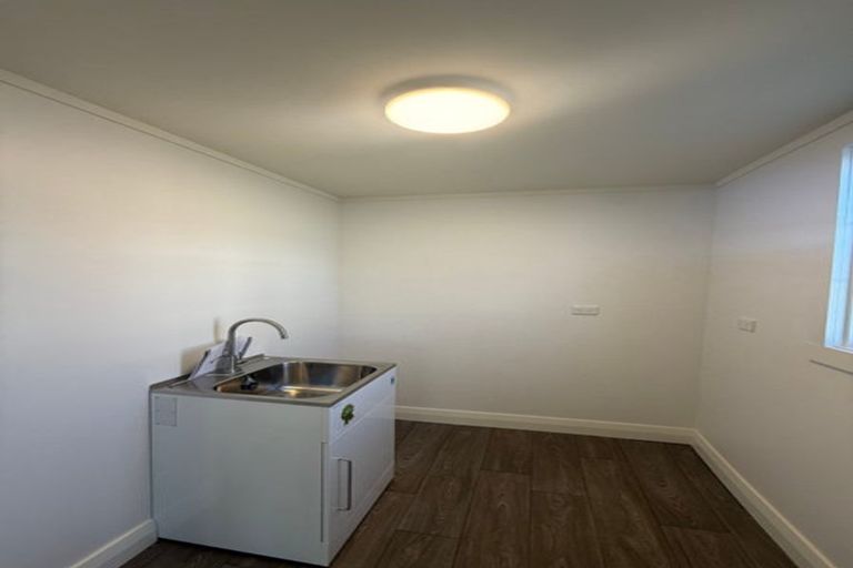Photo of property in 108 Linton Street, West End, Palmerston North, 4410