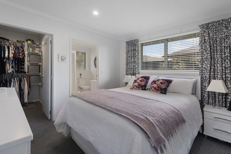 Photo of property in 18 Long Acre Close, Katikati, 3129