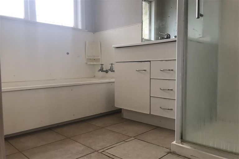 Photo of property in 4 Milton Road, Papatoetoe, Auckland, 2024