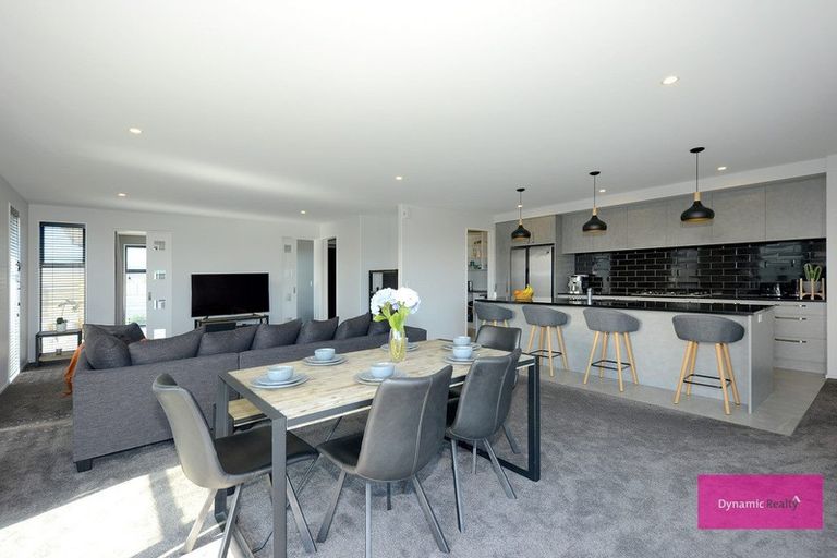 Photo of property in 32 Four Peaks Drive, Wigram, Christchurch, 8025