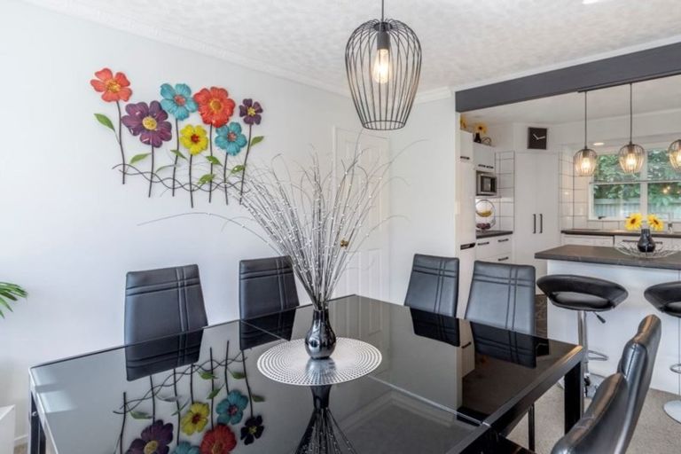 Photo of property in 16a Kotuku Place, Matua, Tauranga, 3110