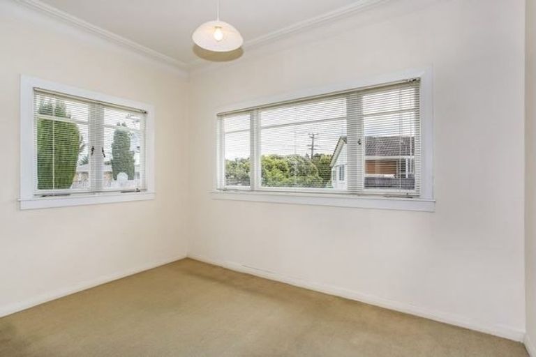 Photo of property in 1/22 Opaheke Road, Papakura, 2110