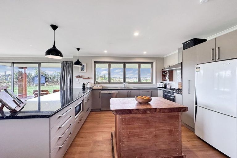 Photo of property in 18 Matukituki Crescent, Twizel, 7901