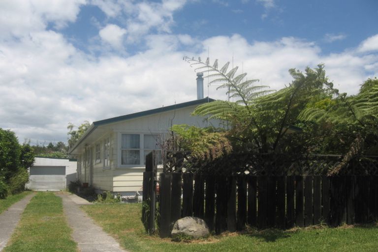 Photo of property in 18 Atuaroa Avenue, Te Puke, 3119