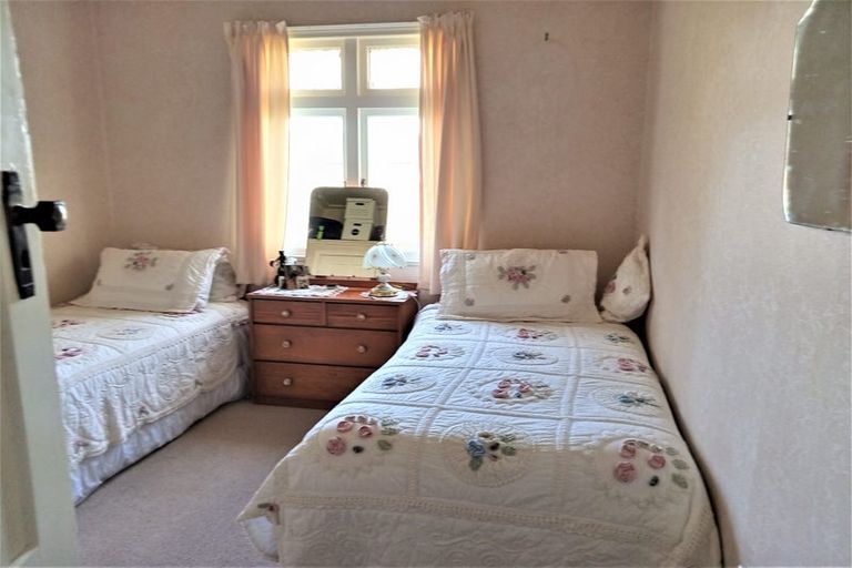 Photo of property in 11 Darlington Street, Ngatea, 3503