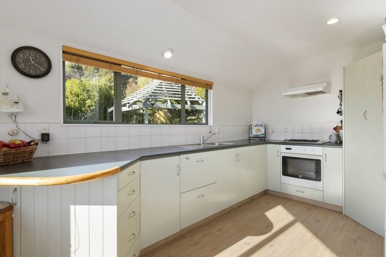 Photo of property in 7 Cresswell Place, Richmond, 7020