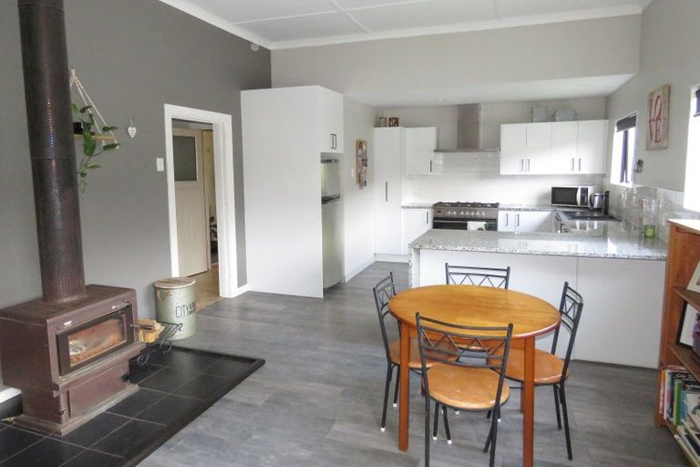 Photo of property in 32-34 Coal Street, Reefton, 7830