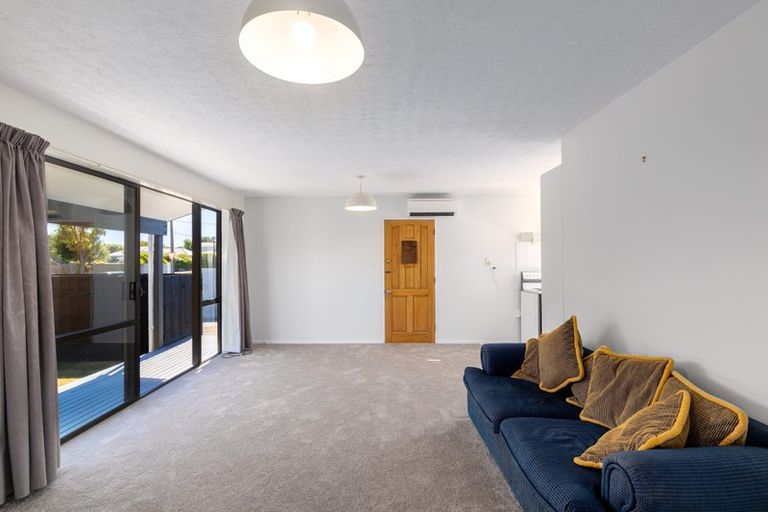 Photo of property in 2/25 Sandra Street, South New Brighton, Christchurch, 8062