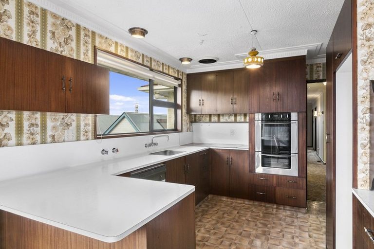 Photo of property in 176 Gladstone Road, Dalmore, Dunedin, 9010