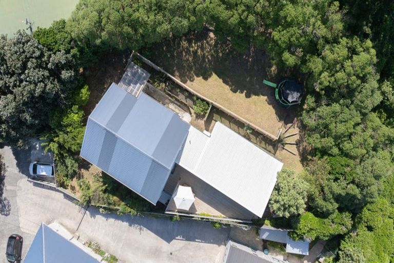 Photo of property in 16 Downes Street, Titahi Bay, Porirua, 5022