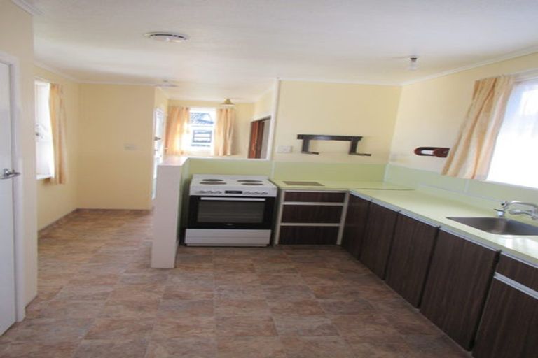 Photo of property in 13 Charles Street, Clouston Park, Upper Hutt, 5018