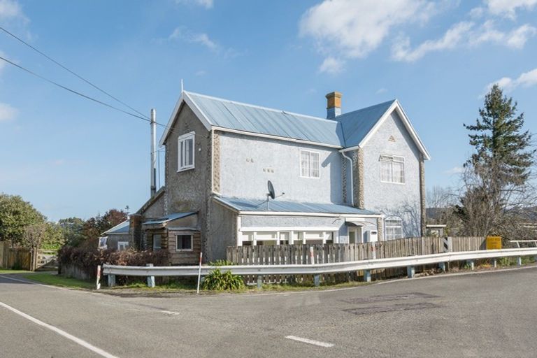 Photo of property in 2 Higgins Road, Brightwater, Wakefield, 7095