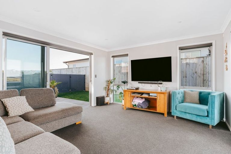 Photo of property in 5 Wairere Rise, Omokoroa, 3114