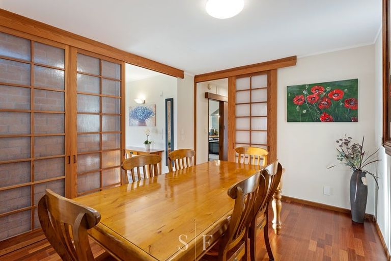 Photo of property in 15 Fleetwood Grove, Waikanae, 5036