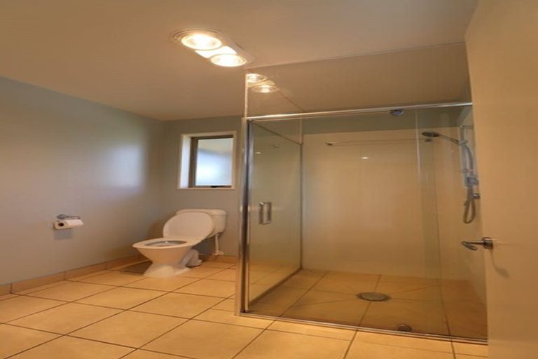 Photo of property in 14 Coolspring Way, Redwood, Christchurch, 8051