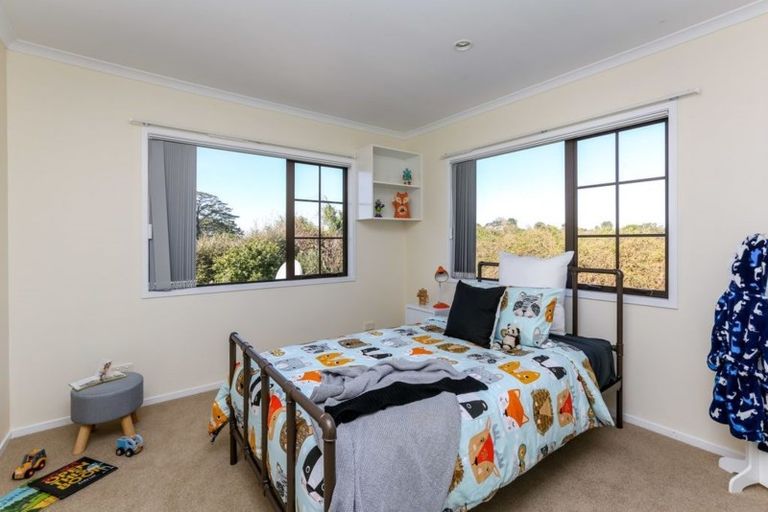 Photo of property in 70a Shelter Grove, Frankleigh Park, New Plymouth, 4310