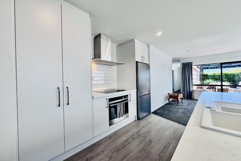 Photo of property in 5 Cable Lane, Halswell, Christchurch, 8025