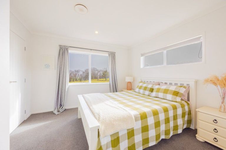 Photo of property in 372 Maharakeke Road, Waipukurau, 4281