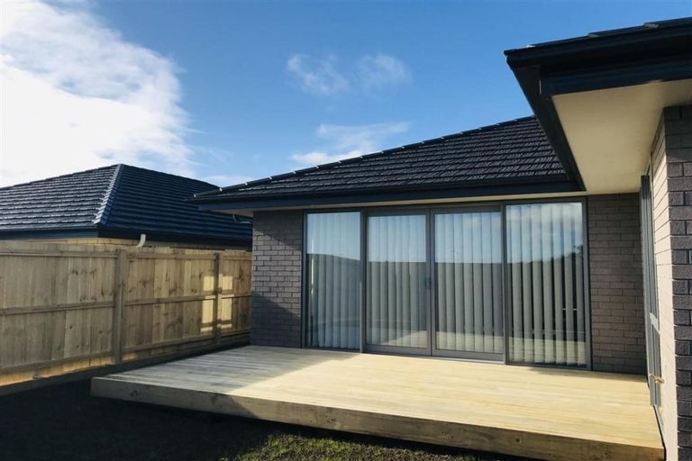 Photo of property in 8 Rainsford Road, Pukekohe, 2120