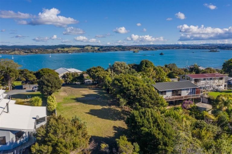 Photo of property in 95 Doves Bay Road, Kerikeri, 0294