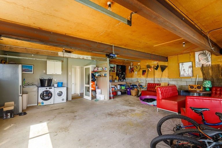 Photo of property in 15 Rawhiti Street, Vogeltown, New Plymouth, 4310