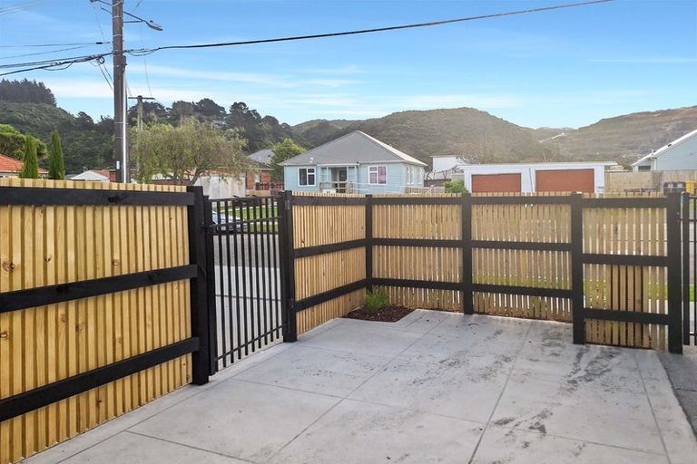 Photo of property in 52 Milne Crescent, Taita, Lower Hutt, 5011