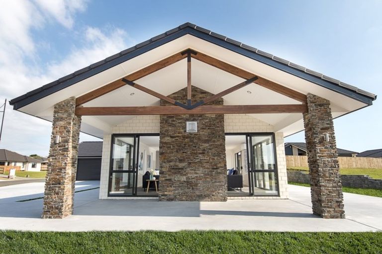 Photo of property in 110 Ti Tree Way, Hunua, 2583