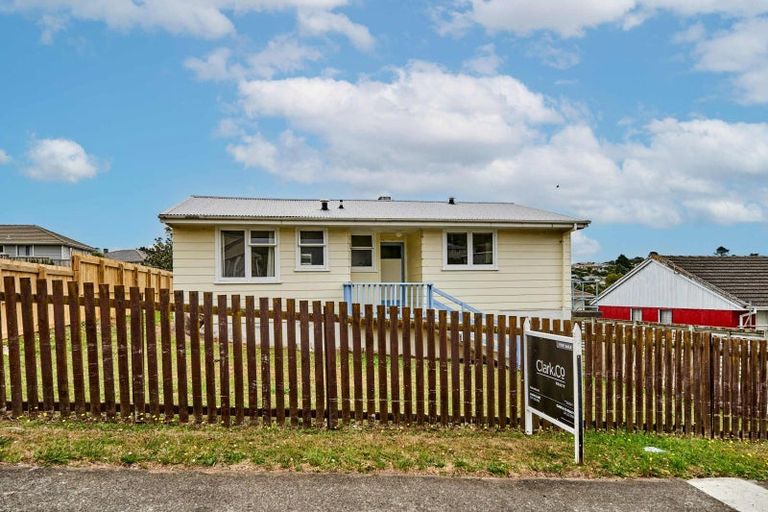 Photo of property in 55 Westmeath Street, Waitangirua, Porirua, 5024