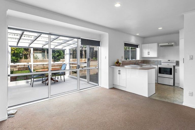 Photo of property in 8b Lockesley Place, Onerahi, Whangarei, 0110