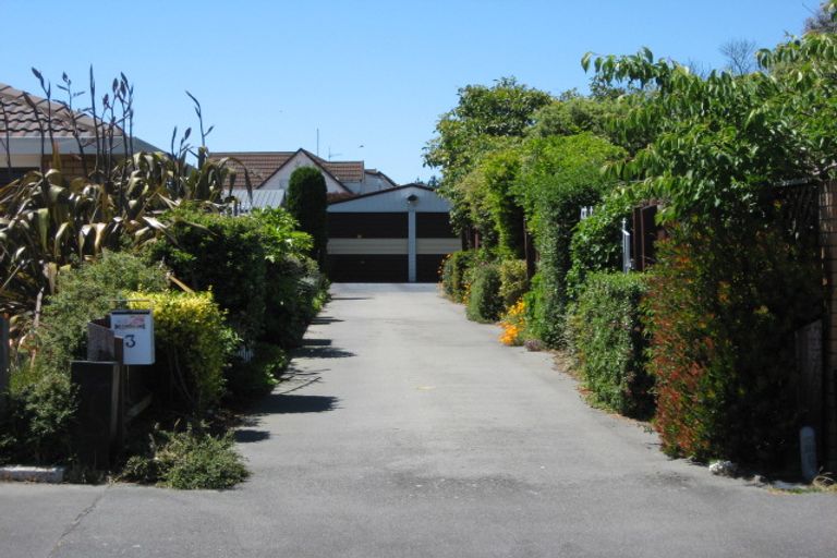 Photo of property in 3 Arden Place, Parklands, Christchurch, 8083