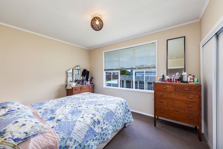 Photo of property in 56 Tiraumea Drive, Pakuranga, Auckland, 2010