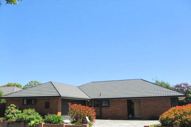 Photo of property in 23a Farquhars Road, Redwood, Christchurch, 8051