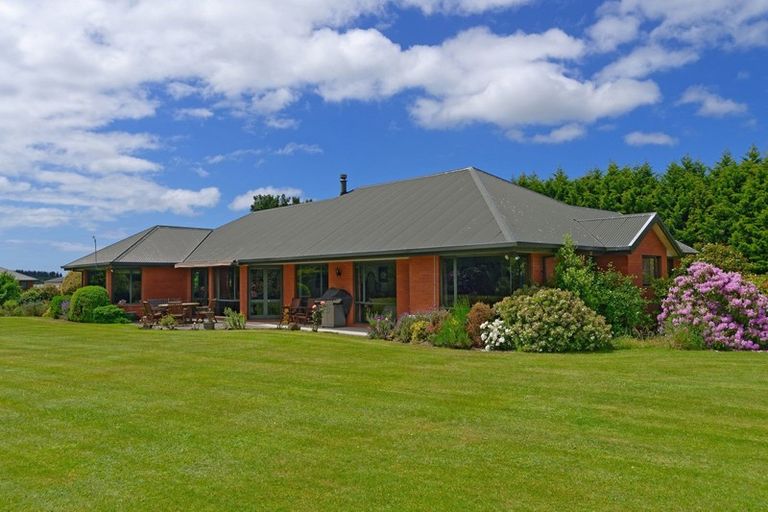 Photo of property in 40 Hunts Road, Waimate, 7978