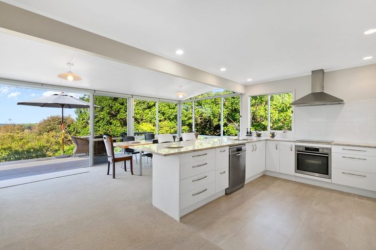 Photo of property in 27 Cotterell Street, Leigh, 0985